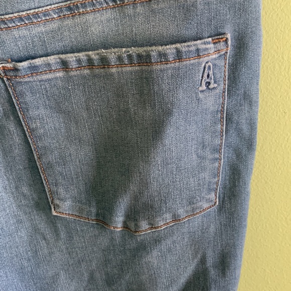 Stretch straight leg blue jeans - Picture 3 of 3